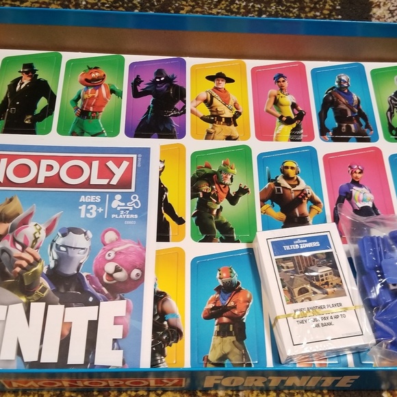 Fortnite edition Monopoly Board Game | 2-7 Players - Picture 1 of 4